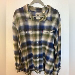 Levi Strauss Relaxed Fit Plaid Shirt
